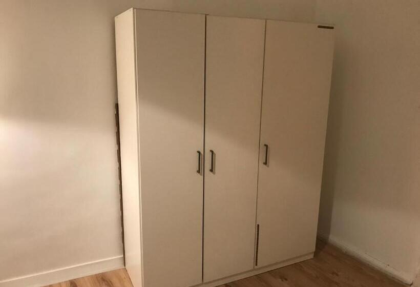 اتاق استاندارد با بالکن, U Romana