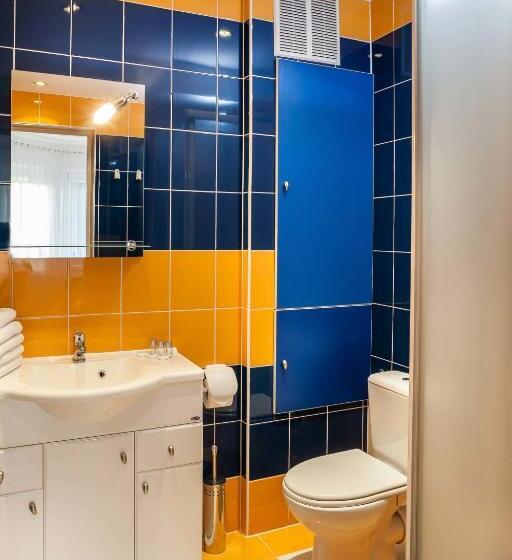 Quarto Triplo Estandar, Villa Margo