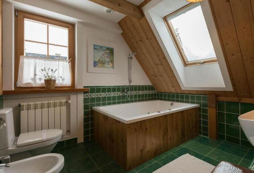 Апартаменты Deluxe 1 Спальня, Bambi Cottage