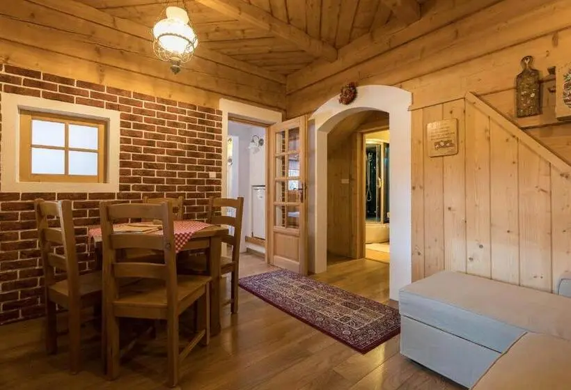 Perhehuoneisto, Bambi Cottage