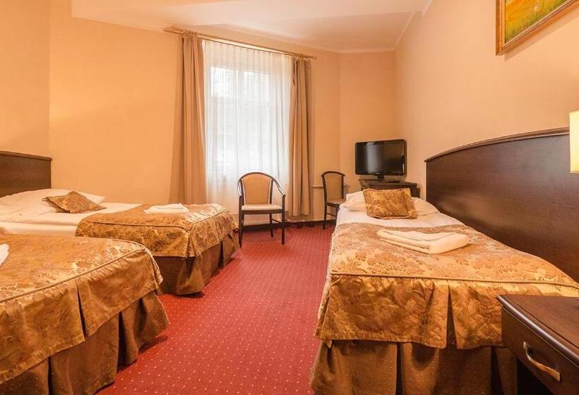 스탠다드 트리플 룸, Leśny Dwór