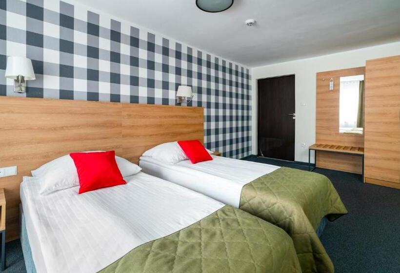 스탠다드 스튜디오, Leśny Dwór