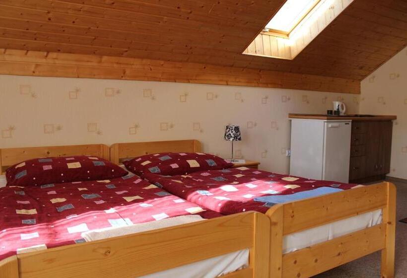 标准间带阳台, Nasz Domek