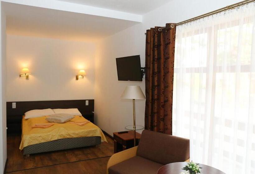 חדר משפחתי, Rezydencja Nad Wigrami Standard & Comfort Rooms