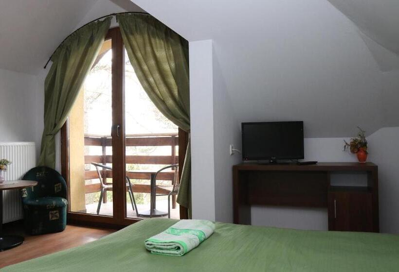 חדר קלאסי, Rezydencja Nad Wigrami Standard & Comfort Rooms