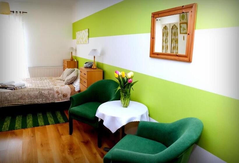 Cameră Standard, Rezydencja Rowita