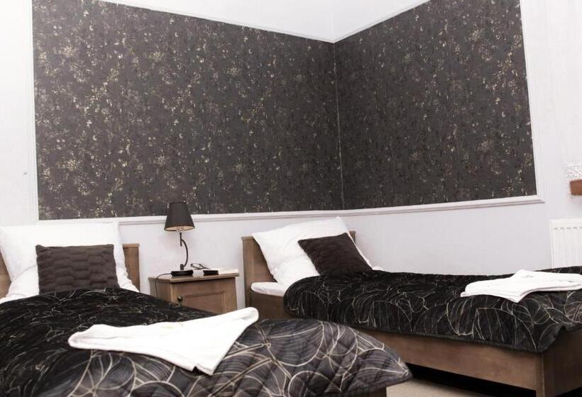 سوییت, Willa Kazimiera