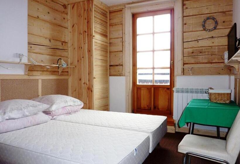 غرفة كومفورت, Willa Litka