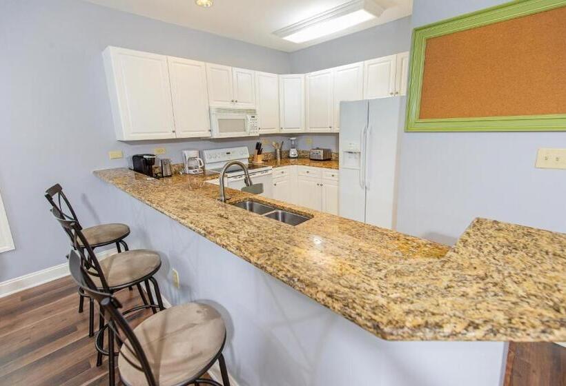 Вилла 3 Спальни, Grande Villas At World Tour Golf Resort
