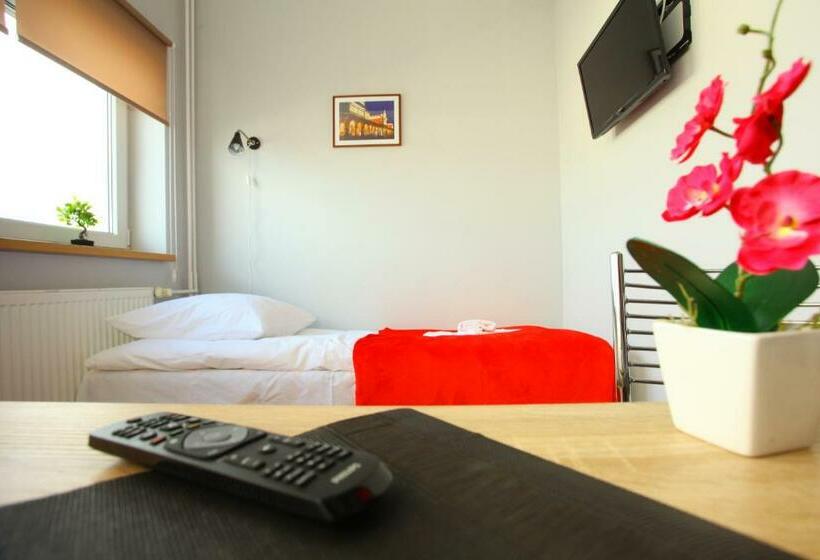 חדר סטנדרט יחיד, Hostel Bazar