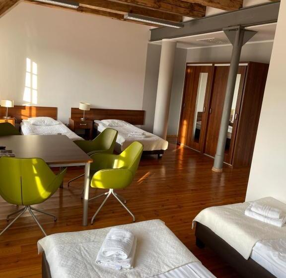 اتاق پرمیوم, Hostel Międzynarodowe Centrum Spotkań Młodzieży