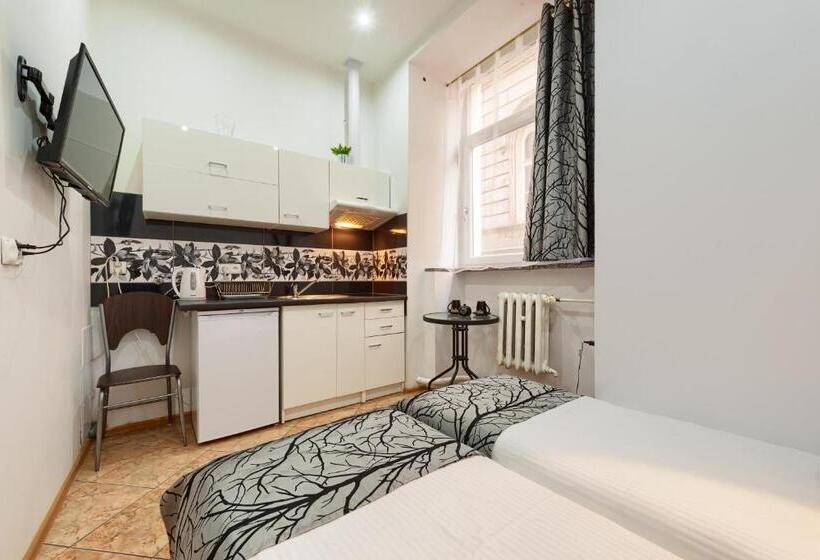 Студия Стандарт, Hostelswidnicka24