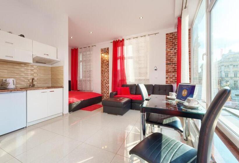 Студия Стандарт, Hostelswidnicka24