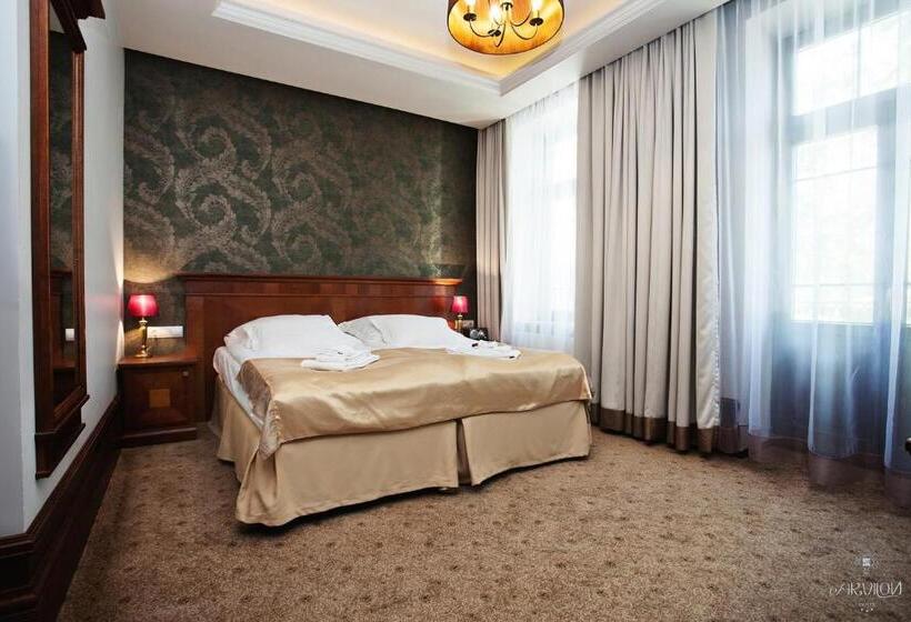 Номер Стандарт, Akvilon