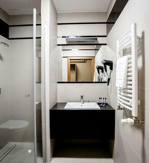 バルコニー付きシングルスタンダードルーム, Bulwary Biznes