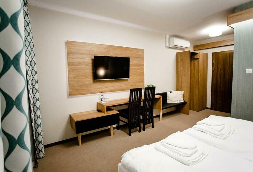 חדר סטנדרט יחיד עם מרפסת, Bulwary Biznes