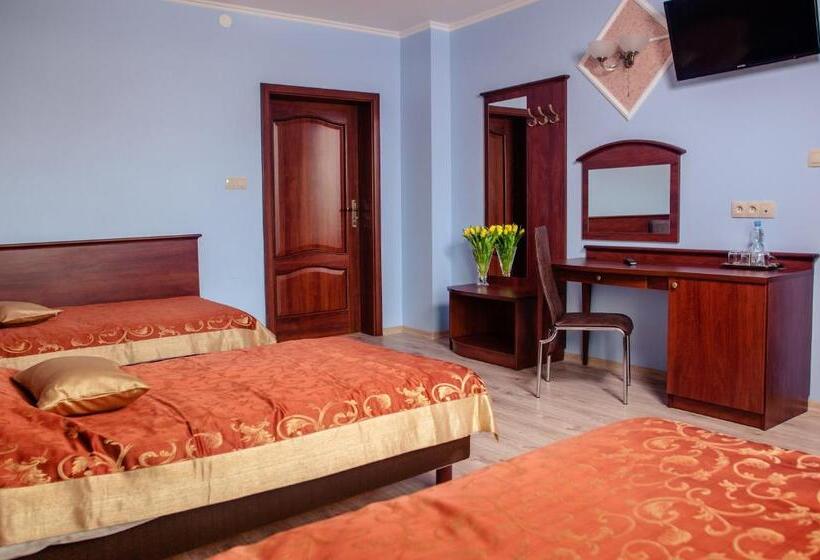 스탠다드 트리플 룸, Irys