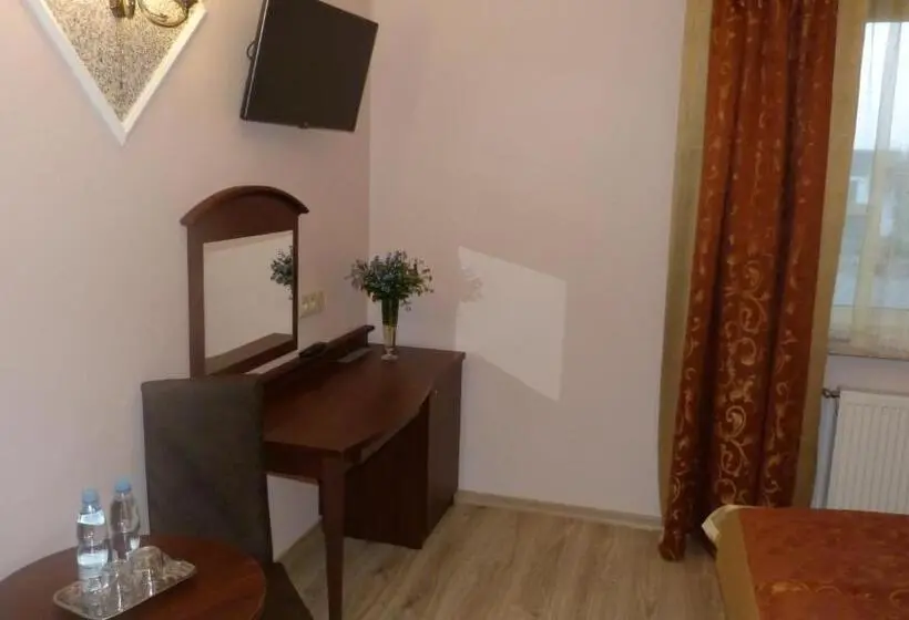 اتاق استاندارد یک نفره, Irys