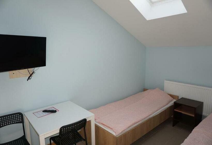 اتاق استاندارد, Kwatery Pracownicze