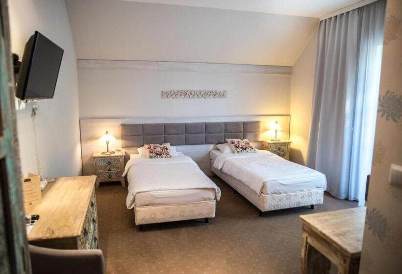 חדר סטנדרט, Legnicki & Restauracja