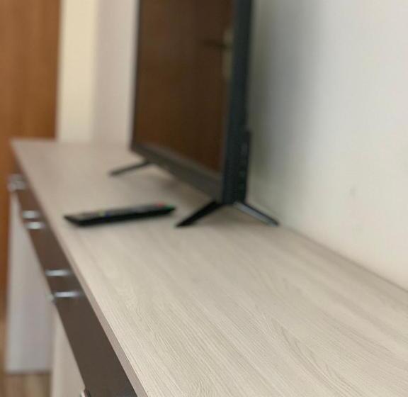 اتاق استاندارد سه تخته با سرویس بهداشتی مشترک, Olimpik Park