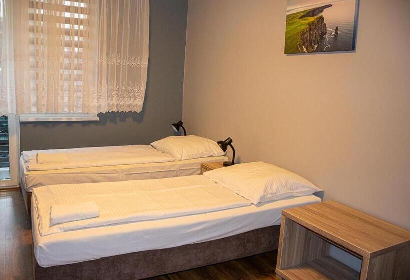 اتاق راحتی سه تخته, Olimpik Park