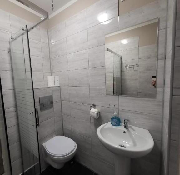 اتاق استاندارد چهار تخته, Olimpik Park