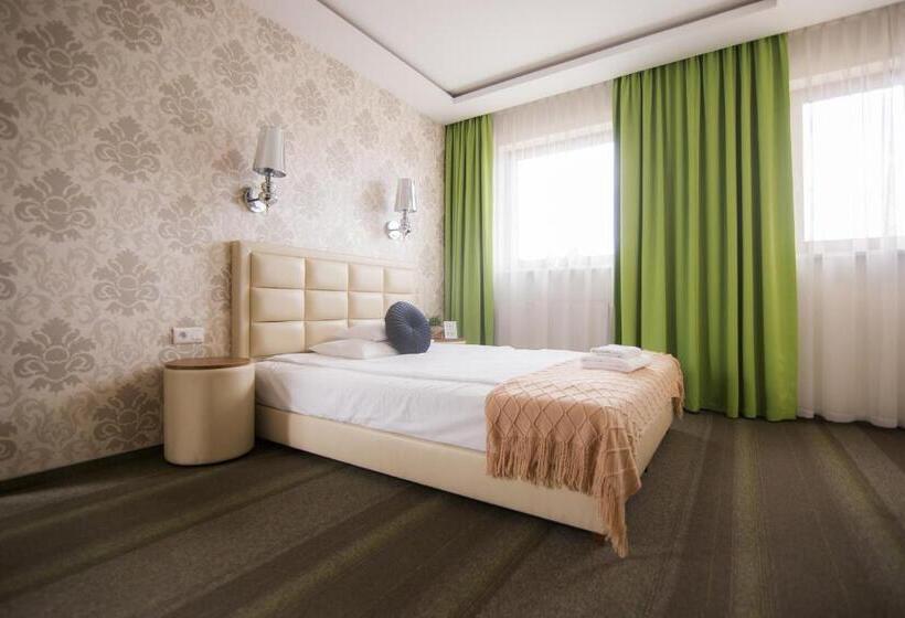 חדר דלוקס, Wróblewscy