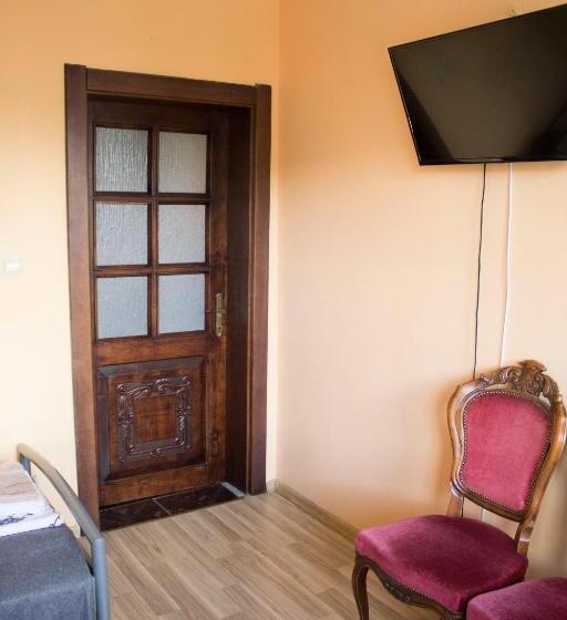 اتاق استاندارد, Magic Garden Hostel