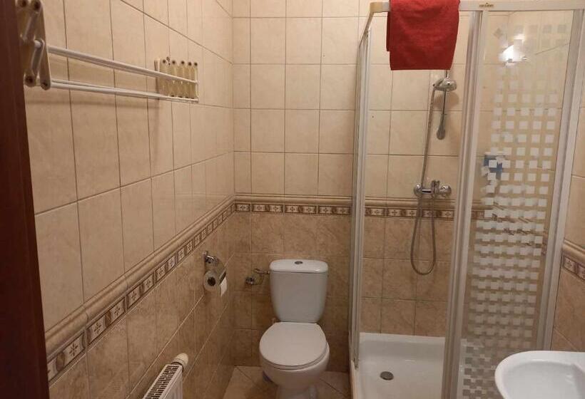 חדר סטנדרט יחיד, Miltex