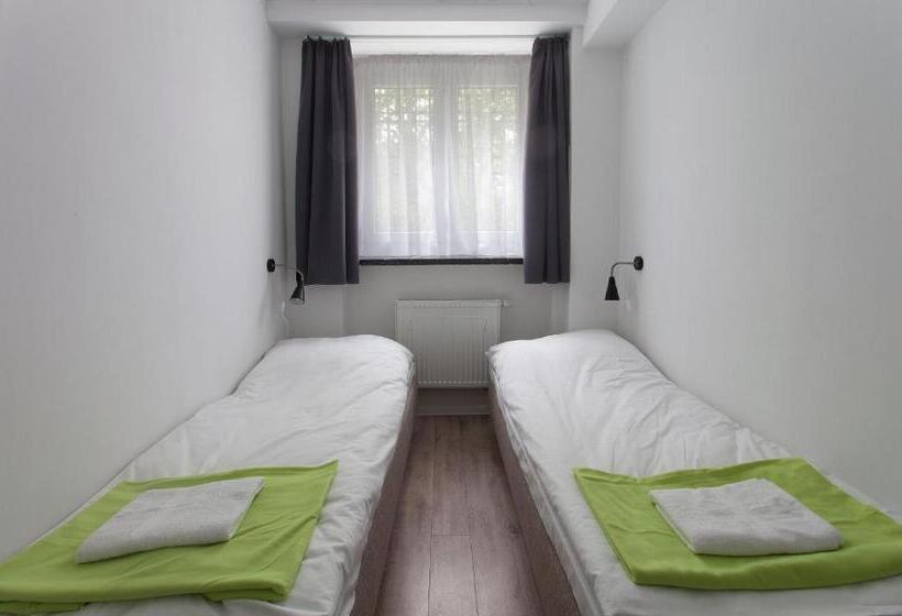 اتاق استاندارد, Opera Hostel