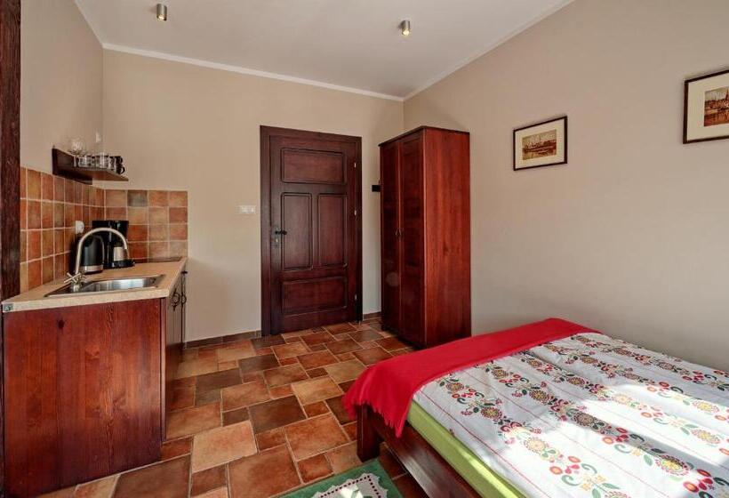 اتاق استاندارد سه نفره, Chata Rybacka Saule