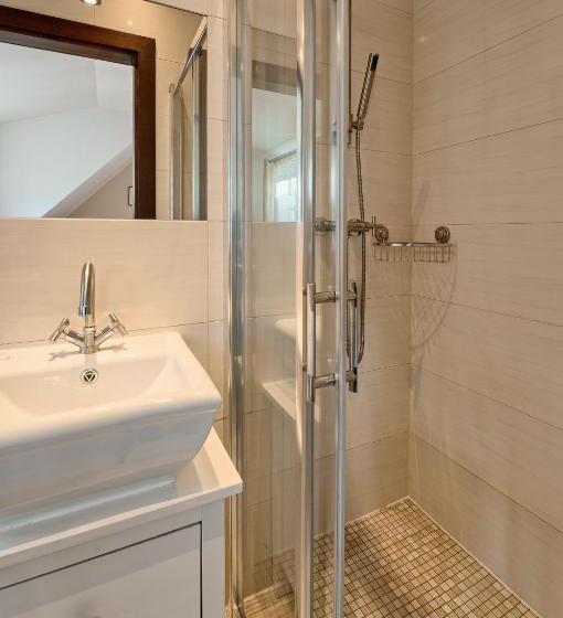 اتاق استاندارد سه نفره, Chata Rybacka Saule