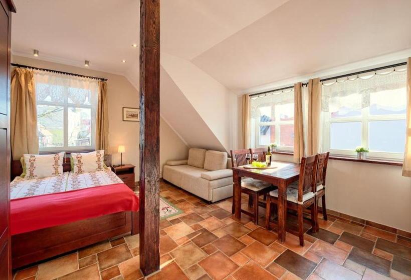 اتاق استاندارد سه نفره, Chata Rybacka Saule