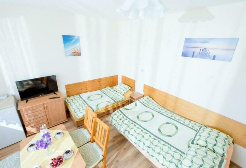 スタンダード4人部屋, Willa Bryza