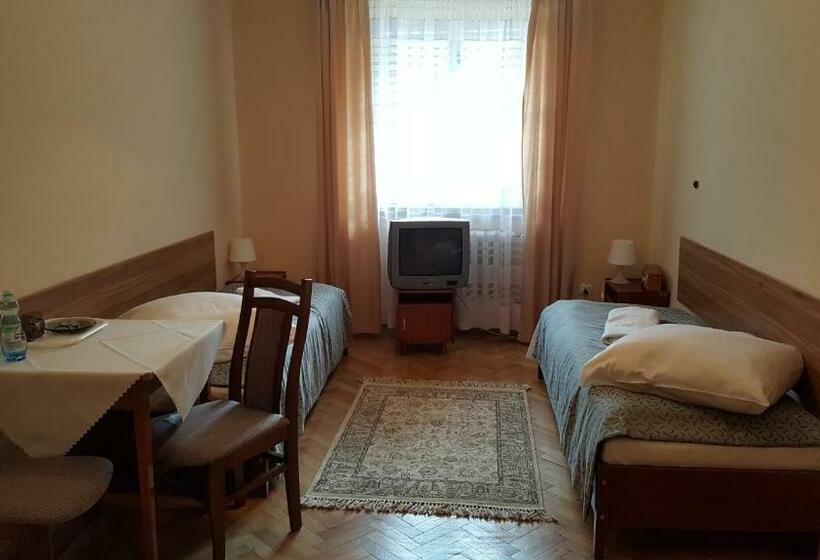 带共用浴室的标准房间, Stary Dom Zdrojowy