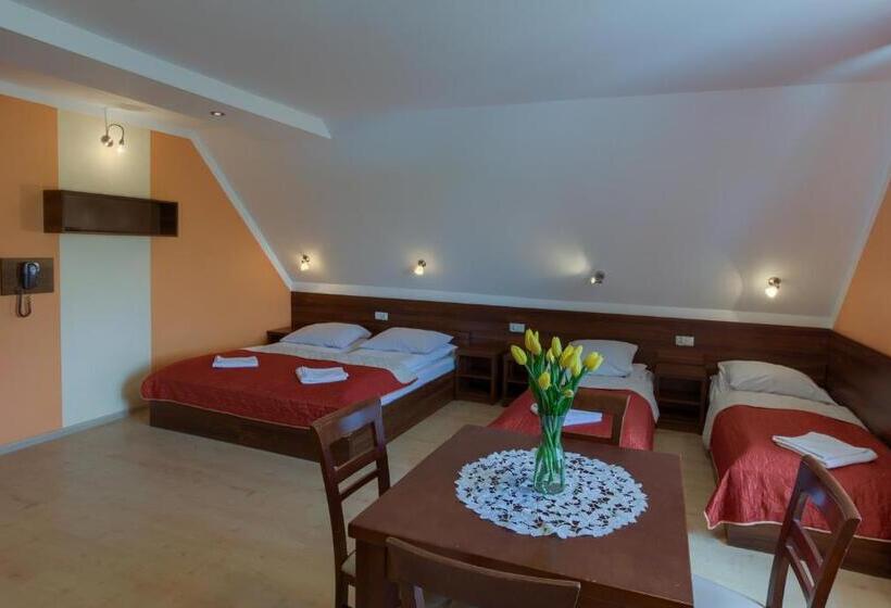 غرفة عائلية, Pensjonat Willa Szarotka