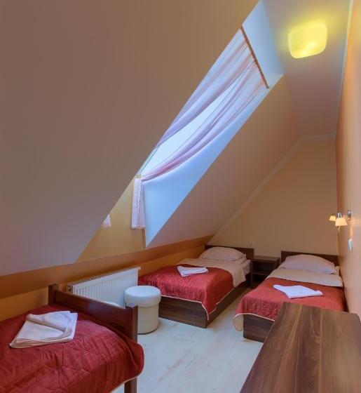 إستديو عائلى, Pensjonat Willa Szarotka