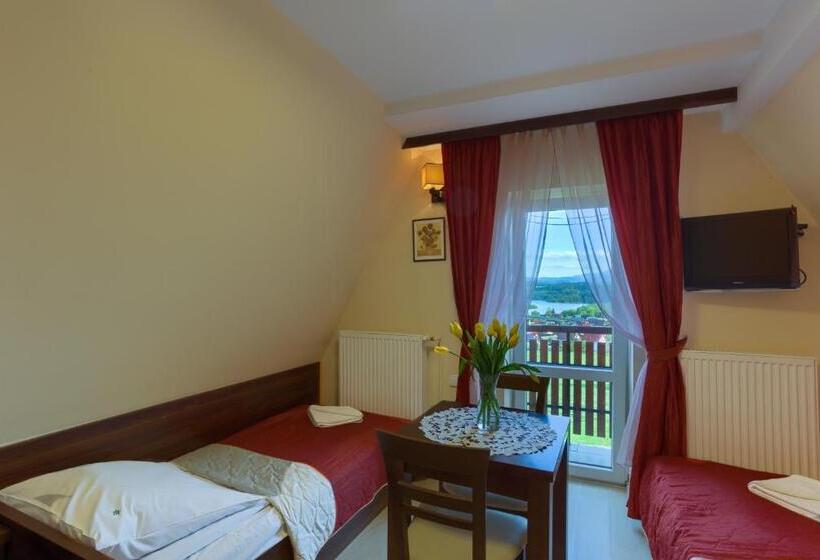 غرفة قياسية ثلاثية مزودة بشرفة, Pensjonat Willa Szarotka