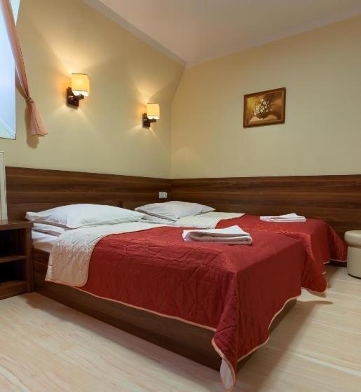 إستديو قياسى مزود بشرفة, Pensjonat Willa Szarotka