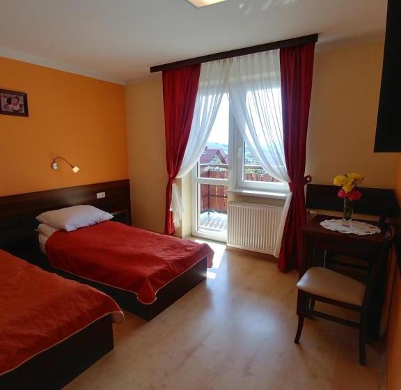 غرفة ديلوكس مزودة بشرفة, Pensjonat Willa Szarotka