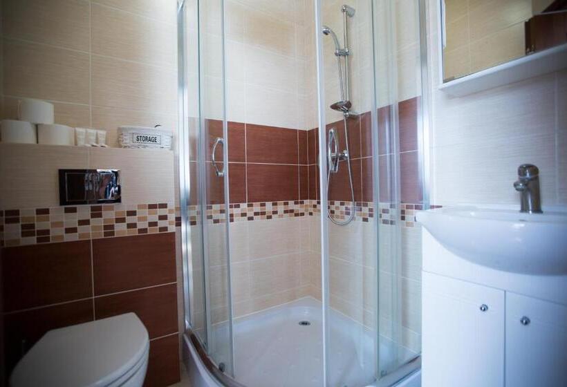 Quarto Triplo Estandar, Savona świnoujście