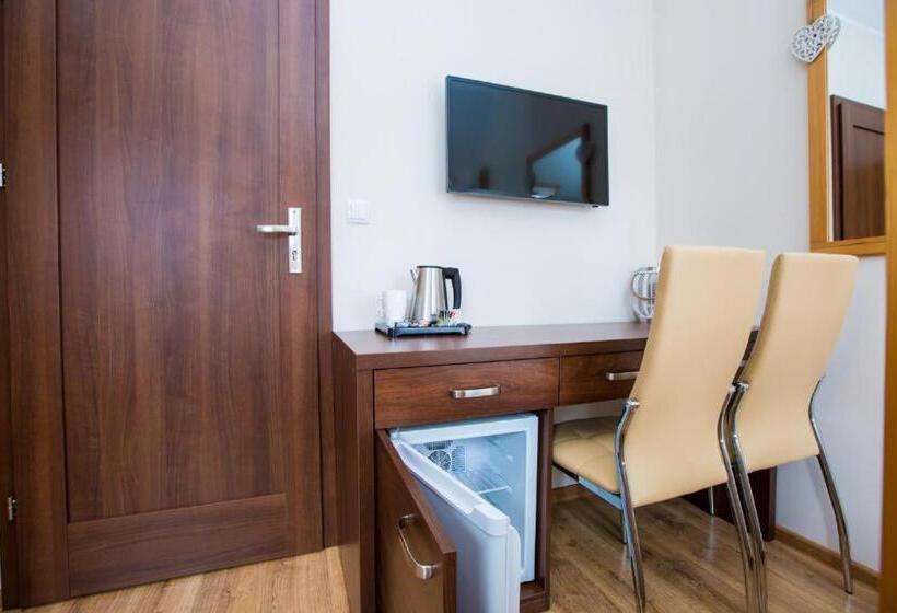 Quarto Triplo Estandar, Savona świnoujście