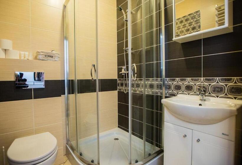 Quarto Estandar com Terraço, Savona świnoujście