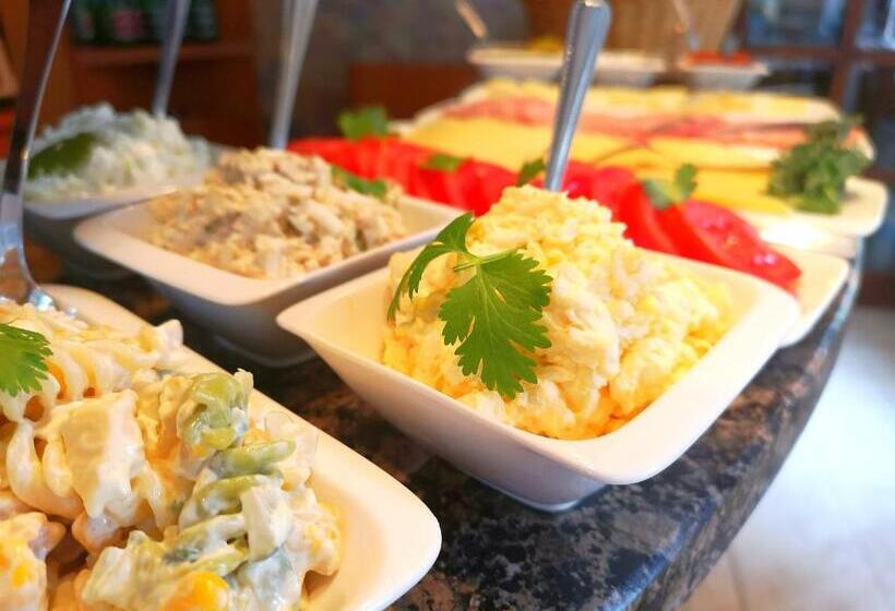 스탠다드 룸, Willa Alexander