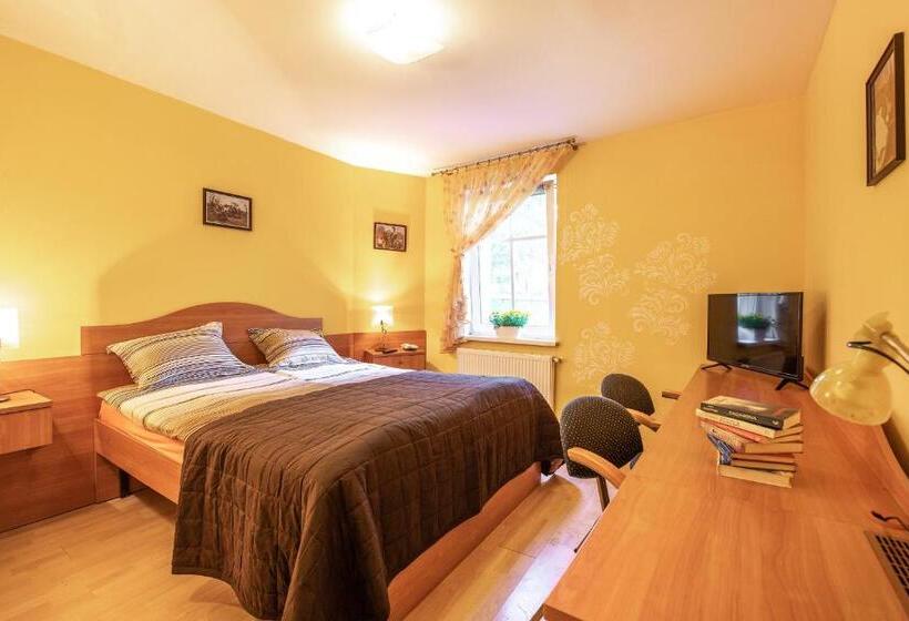 침실 2개 아파트, Willa Alexander