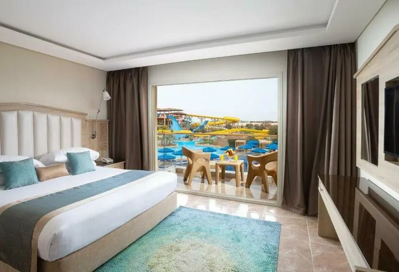 バンガロープールビュー, Neverland City Hurghada Pickalbatros