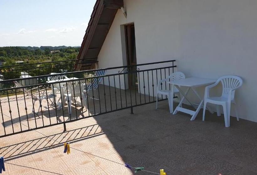 Четырехместный Номер Стандарт, Willa Admiralska