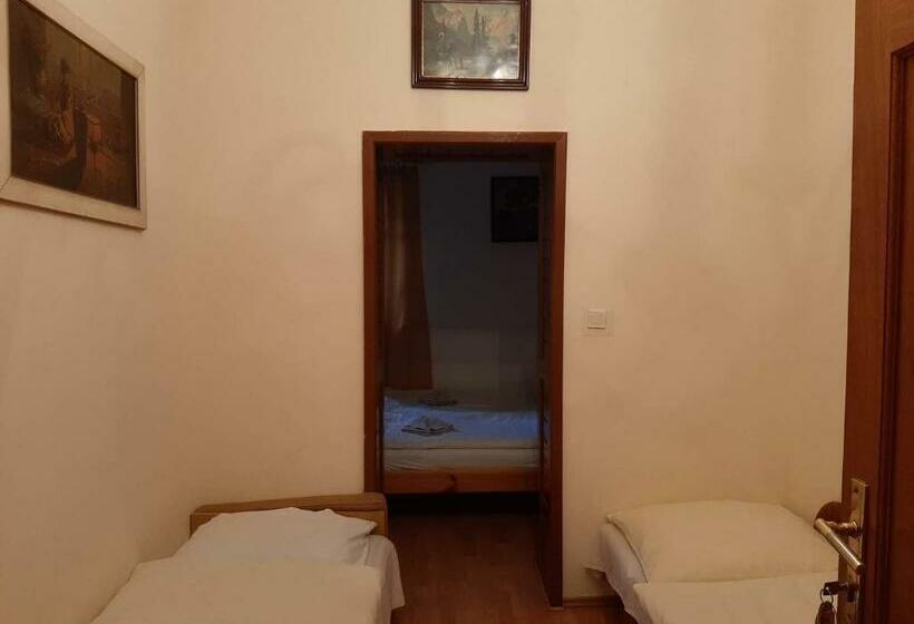 اتاق استاندارد چهار تخته, Usługi Hotelarskie Karpacz