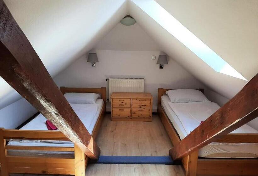 اتاق استاندارد, Usługi Hotelarskie Karpacz